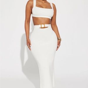 Leaving now skirt set